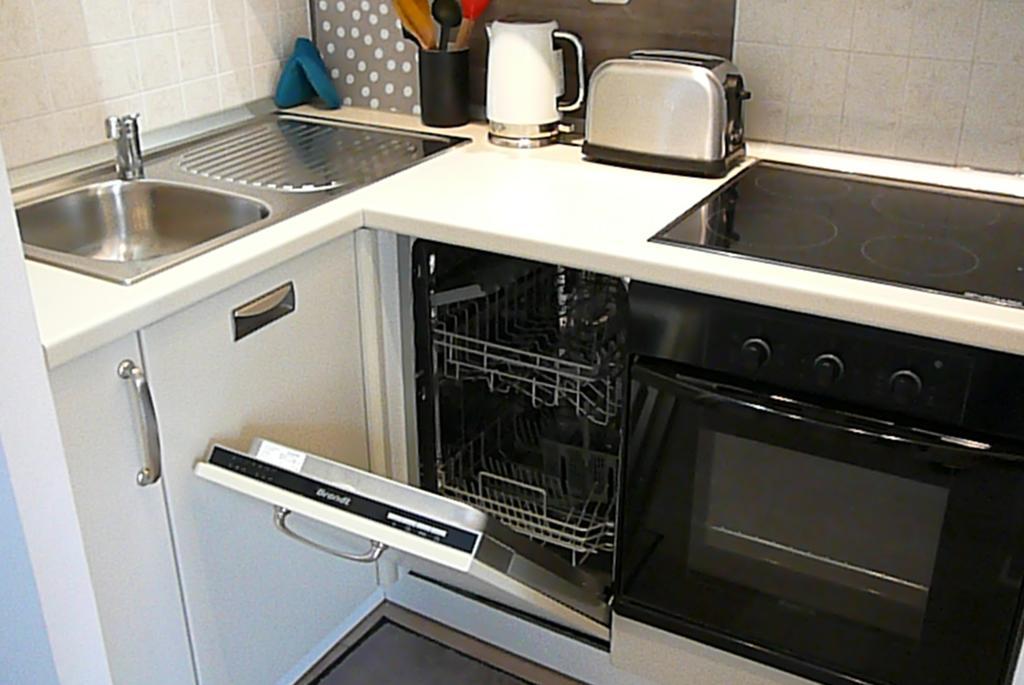 2 Bedrooms Appartement In Central Location On The Famous Place Massena Nice Exterior photo